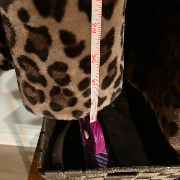 Dennis Basso Animal Print Teddy Jacket - Picture 6 of 7